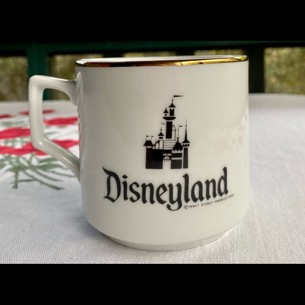 Disneyland Vintage Souvenir 8oz Mug